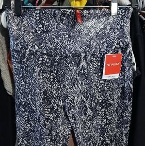 SPANX Black and White Snakeskin Patterned Leggings
